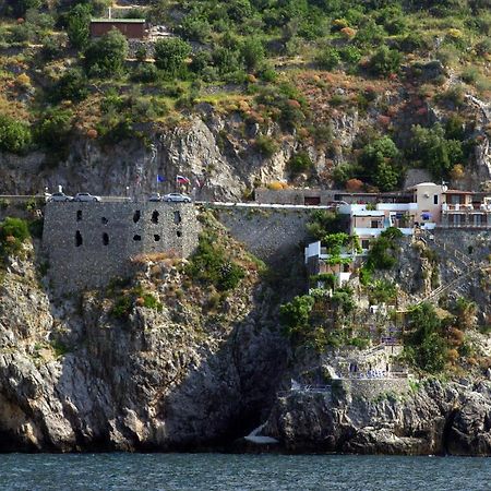 La Locanda Del Fiordo Furore Bagian luar foto