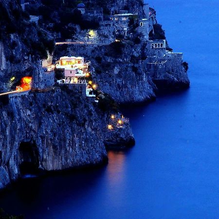 La Locanda Del Fiordo Furore Bagian luar foto