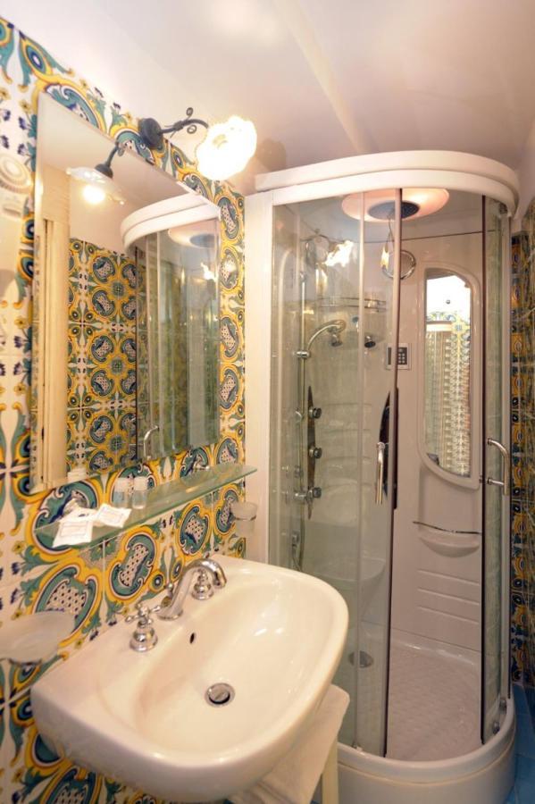 La Locanda Del Fiordo Furore Bagian luar foto