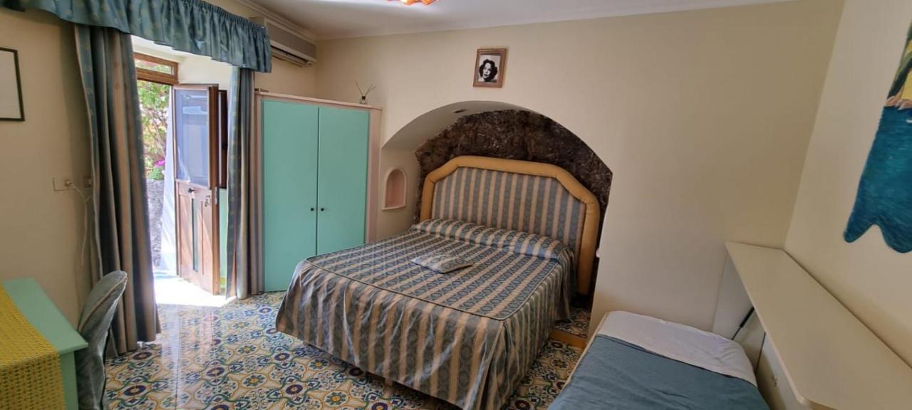 La Locanda Del Fiordo Furore Bagian luar foto