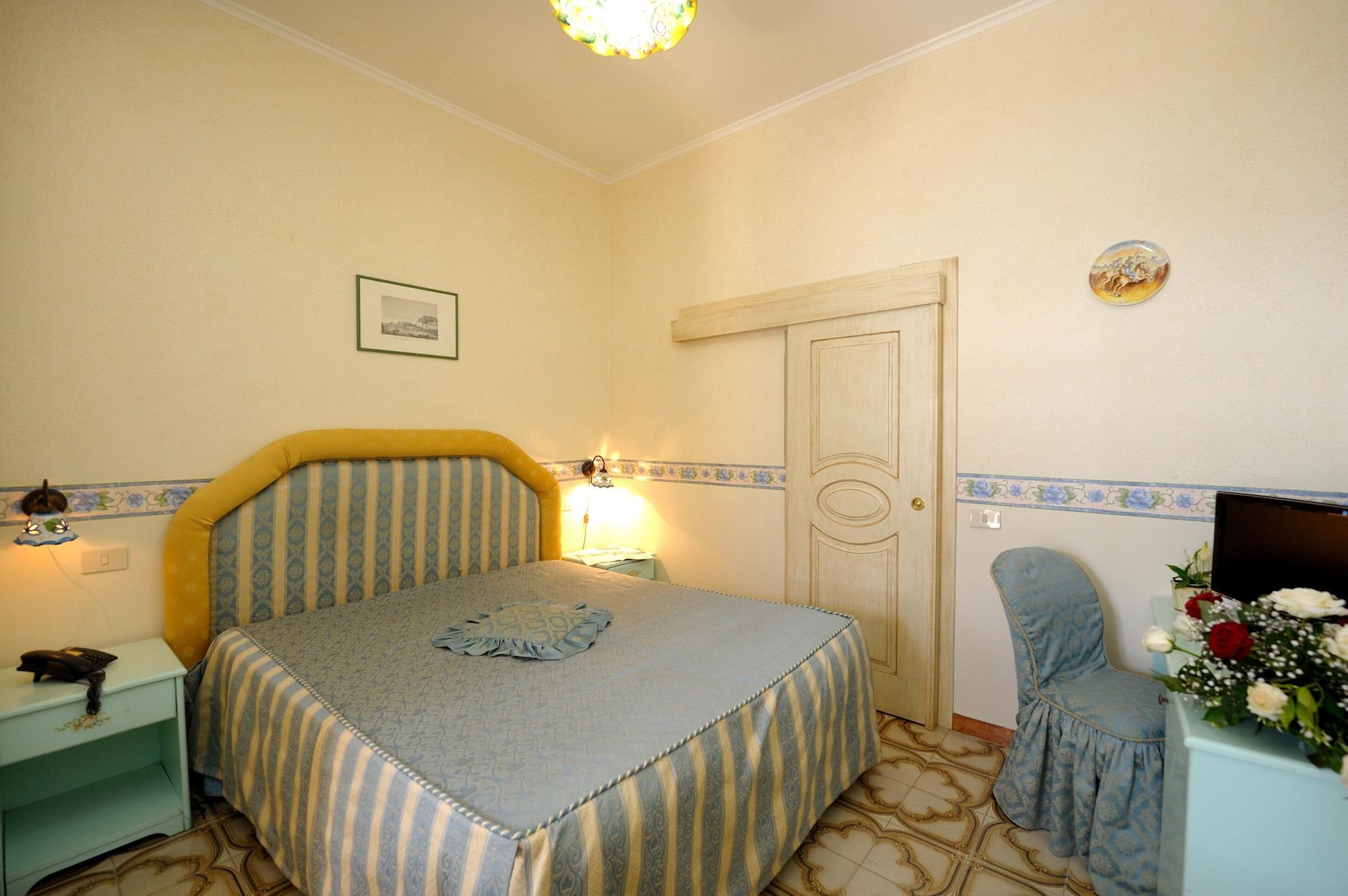 La Locanda Del Fiordo Furore Bagian luar foto