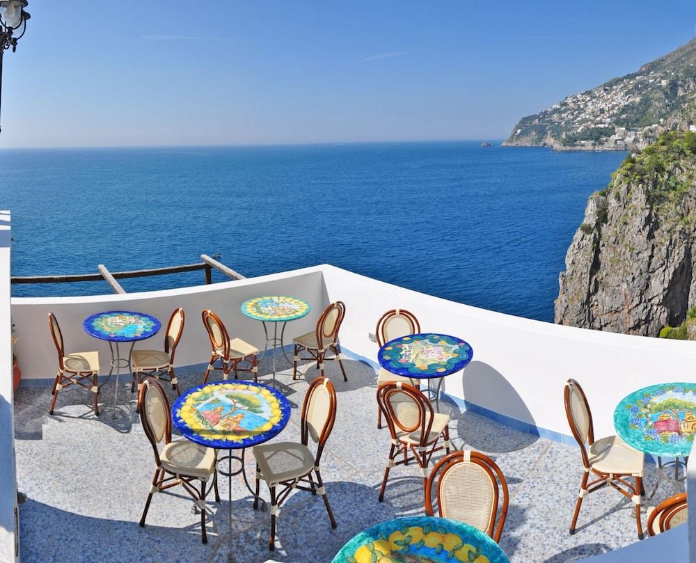 La Locanda Del Fiordo Furore Bagian luar foto
